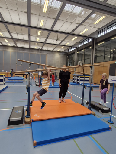 Action und Adrenalin im Ninja Warrior Parcours