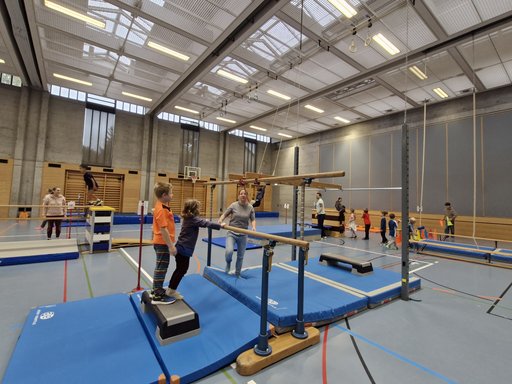 Action und Adrenalin im Ninja Warrior Parcours