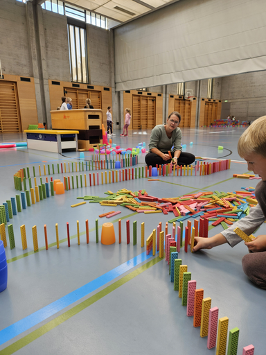 Kunstwerke bauen mit Bioblosteinen
