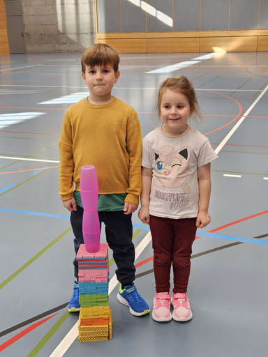 Kunstwerke bauen mit Bioblosteinen