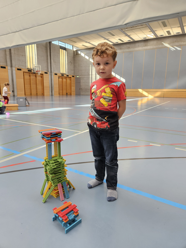 Kunstwerke bauen mit Bioblosteinen